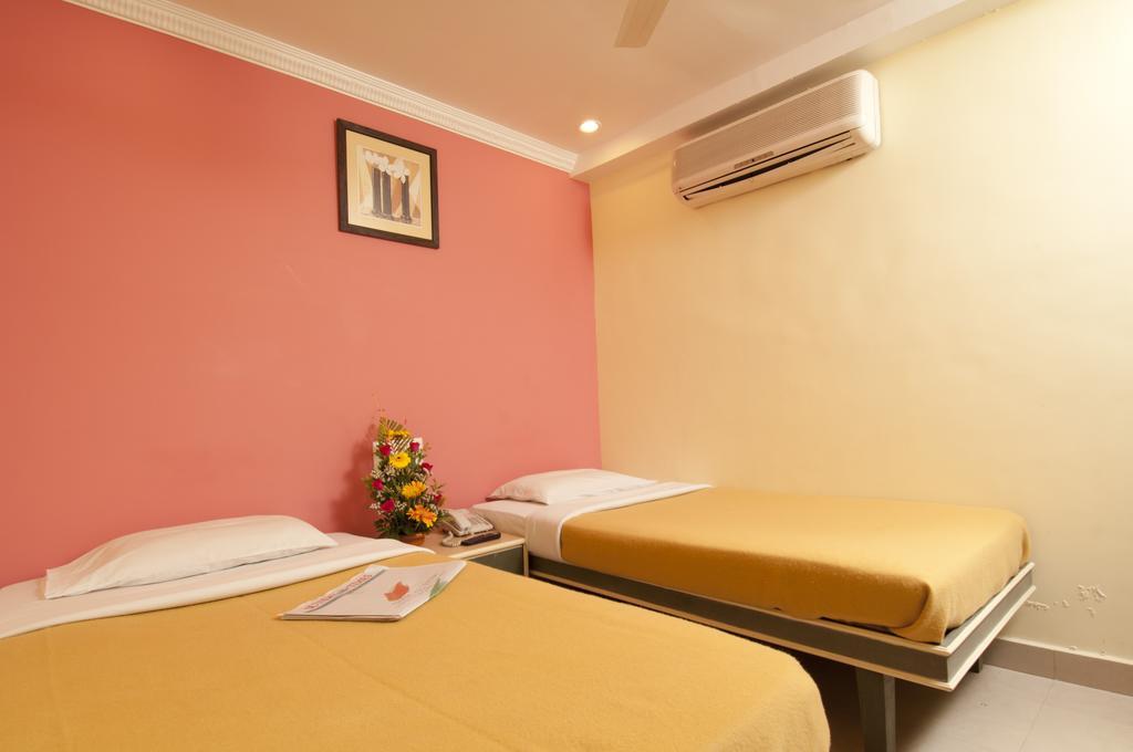 Hotel City Palace Mumbai Room photo